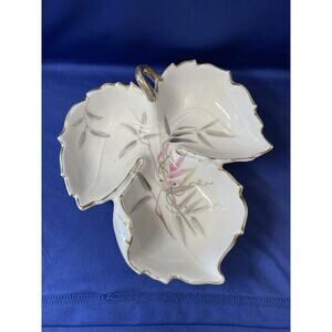 Nippon Yoko Boeki Leaf Shaped Dish White Porcelain Japan